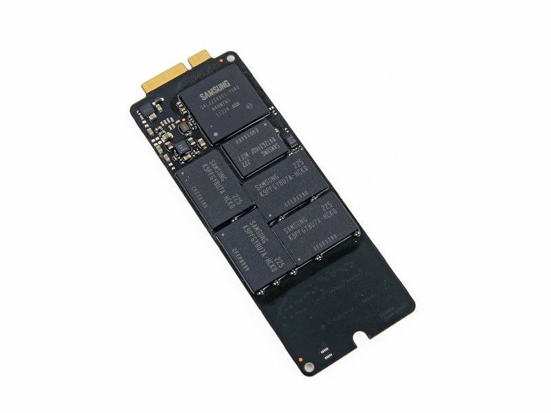 SSD csere – 240 GB